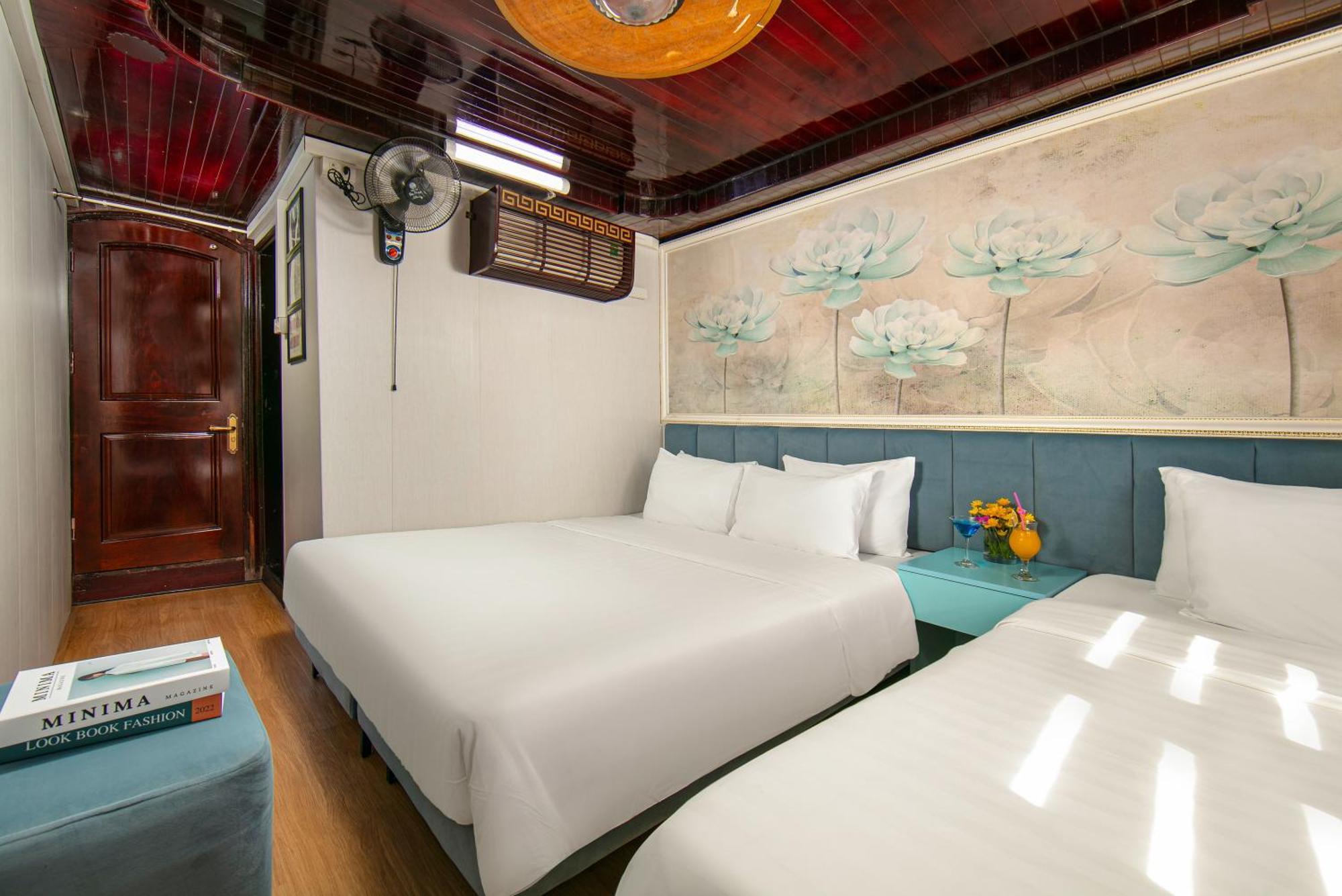 Halong Fantasea Cruise Hotel Ha Long Exterior photo
