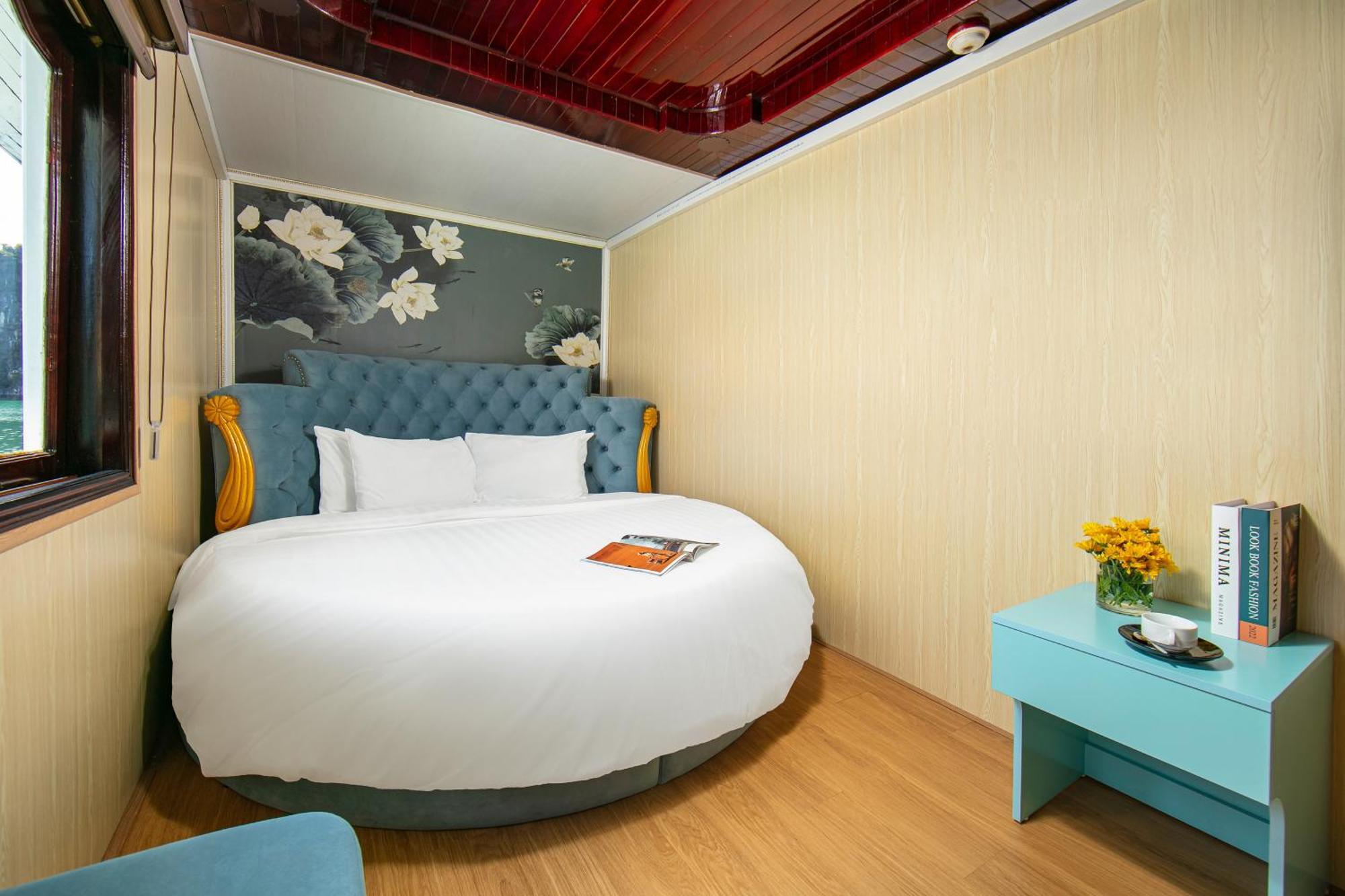 Halong Fantasea Cruise Hotel Ha Long Exterior photo